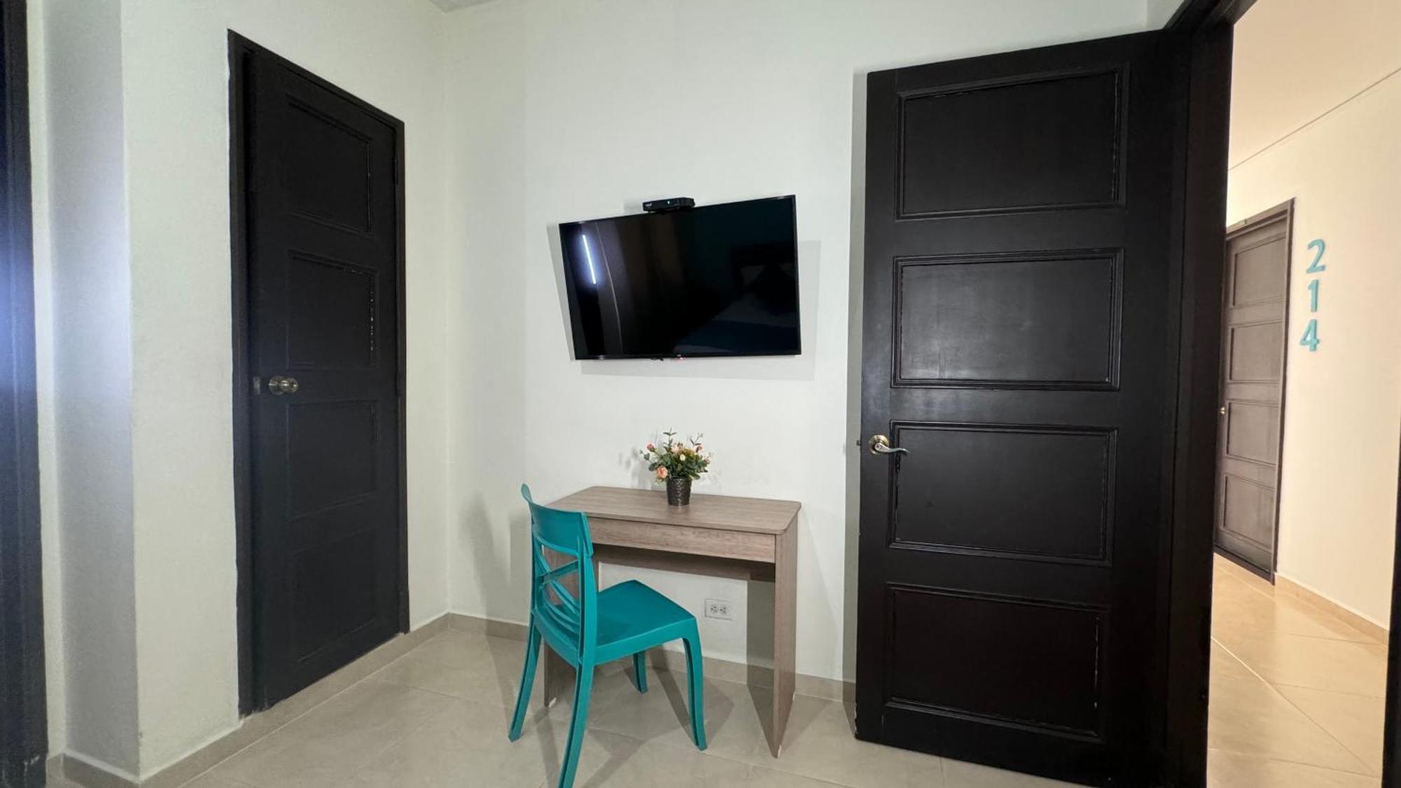 HOTEL CATALUÑA - SOLUCIONES HOTELERAs Pereira Kültér fotó