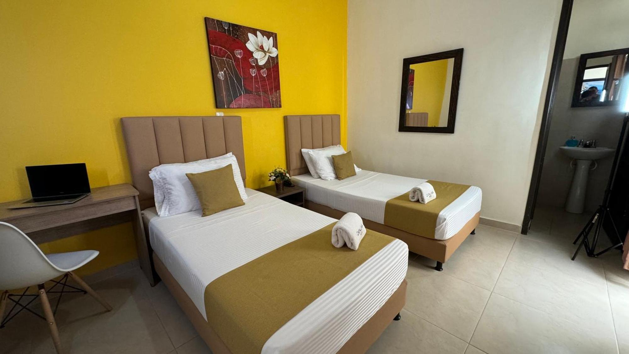 HOTEL CATALUÑA - SOLUCIONES HOTELERAs Pereira Kültér fotó