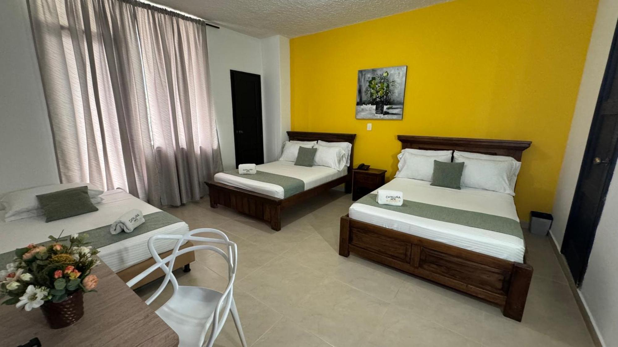 HOTEL CATALUÑA - SOLUCIONES HOTELERAs Pereira Kültér fotó