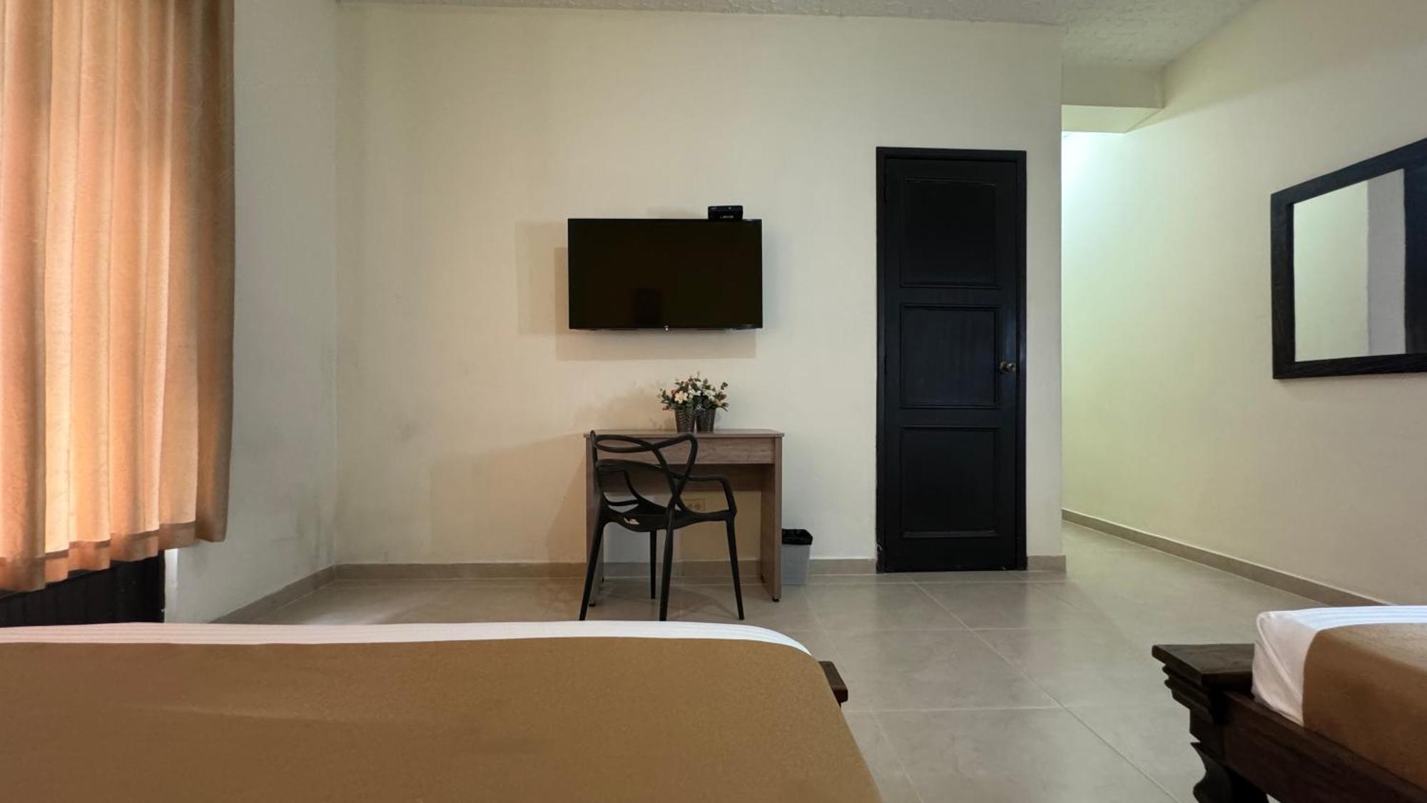 HOTEL CATALUÑA - SOLUCIONES HOTELERAs Pereira Kültér fotó