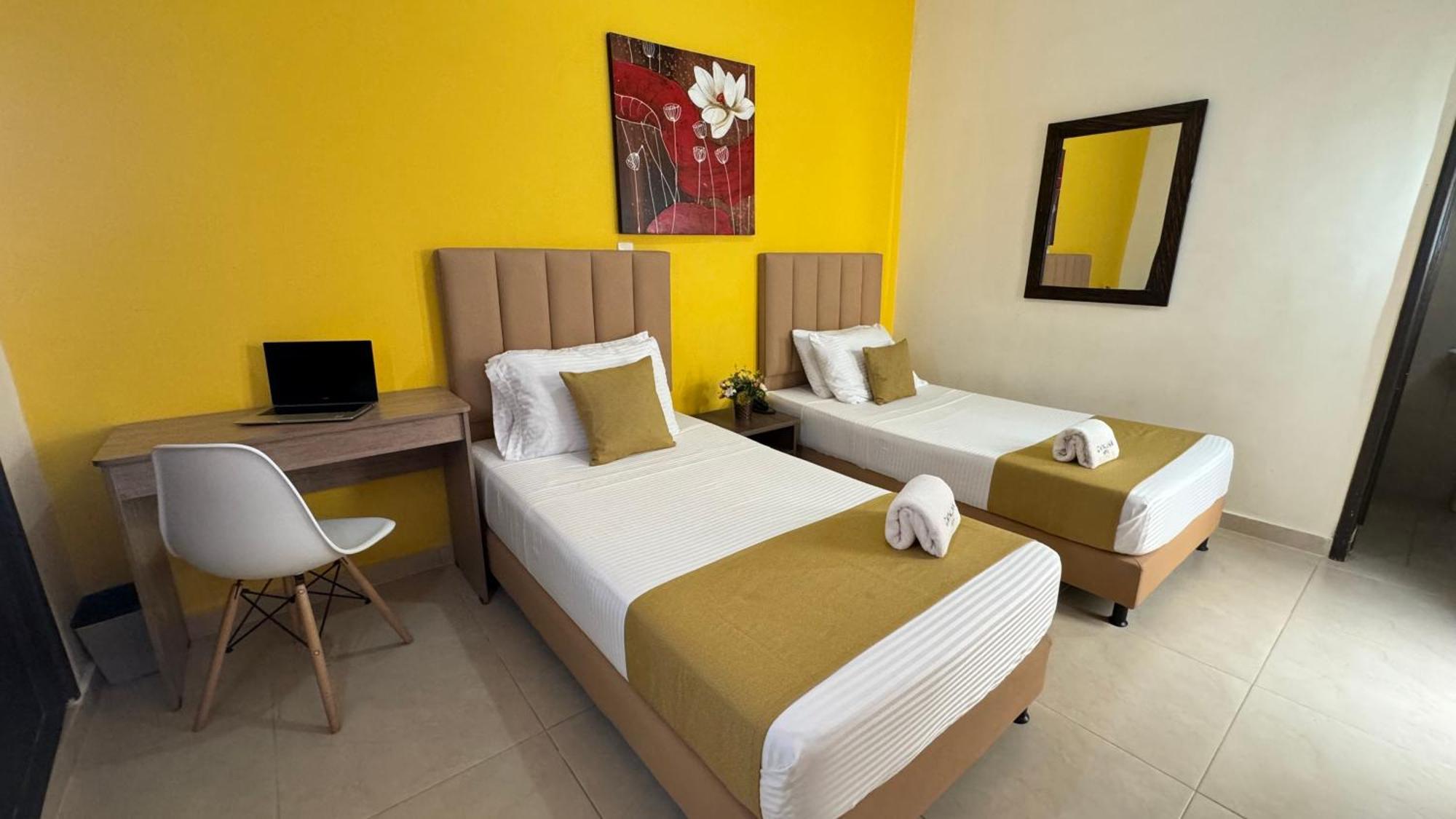 HOTEL CATALUÑA - SOLUCIONES HOTELERAs Pereira Kültér fotó